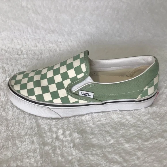 Vans Classic Slip On Unisex Shoes - Picture 1 of 12